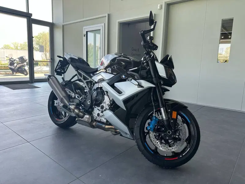 Bmw M 1000 R (2025 - 26) (2)