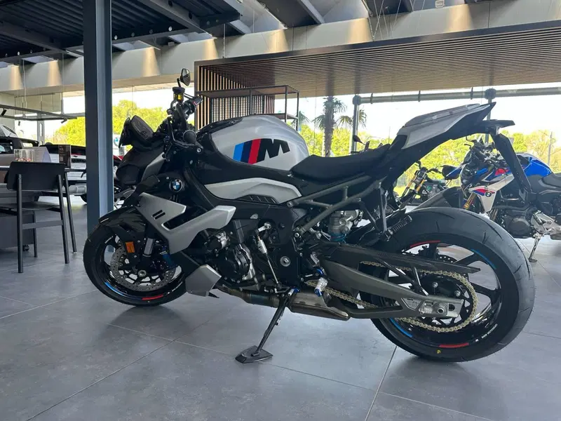 Bmw M 1000 R (2025 - 26) (6)