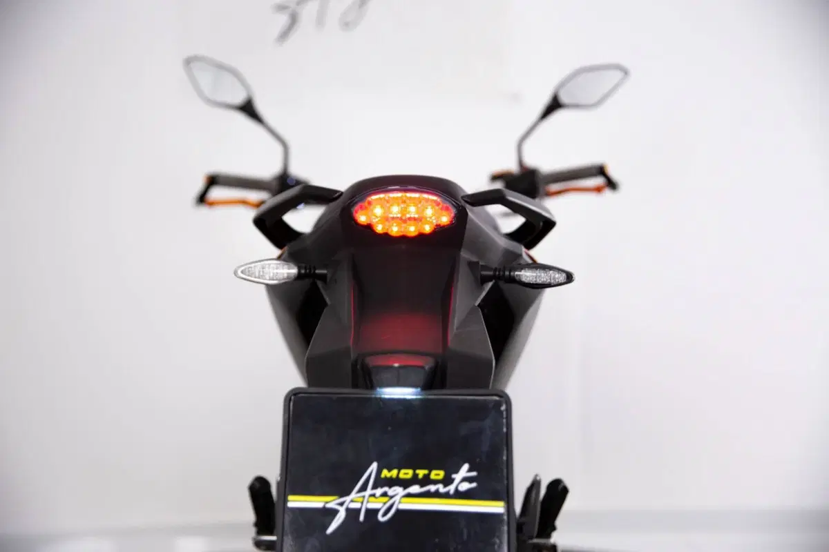 KTM 125 Duke (5)