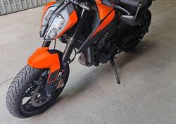 KTM 890 Duke L (2021) usata