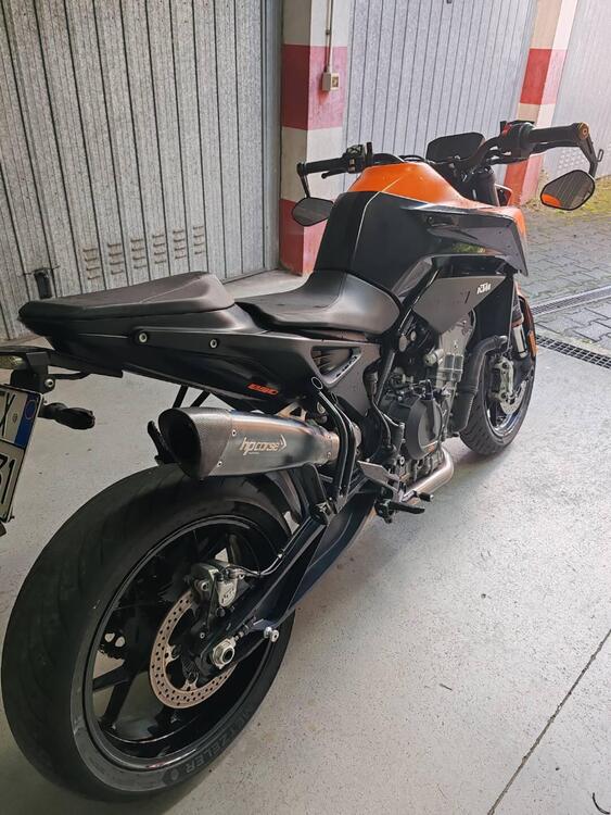 KTM 890 Duke L (2021) (4)