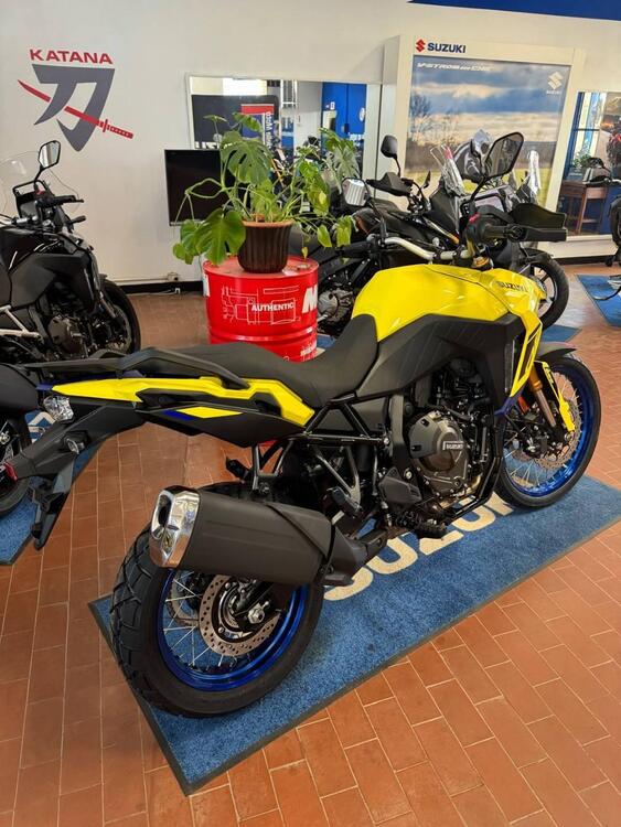 Suzuki V-Strom 800DE (2025) (2)