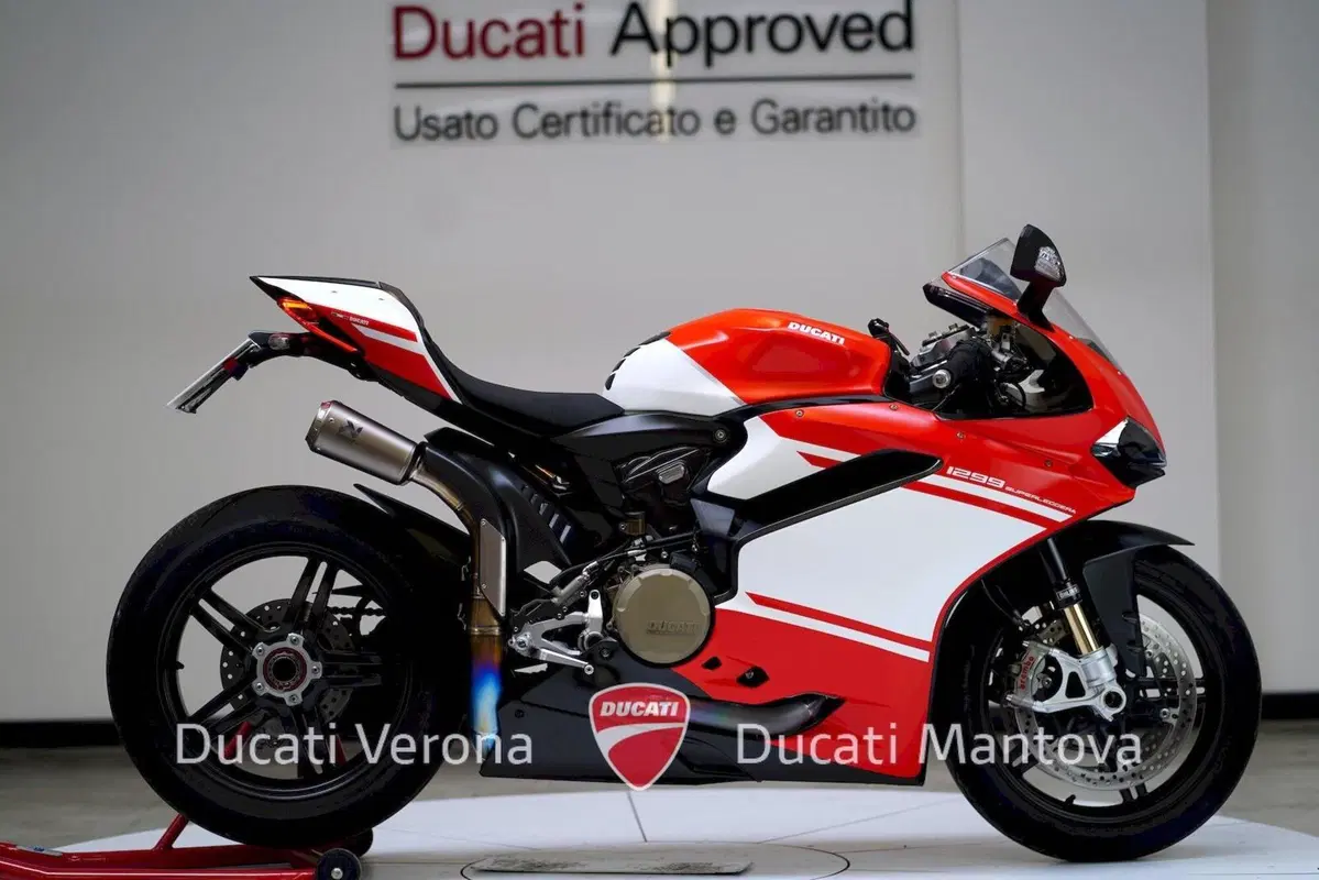 Ducati Superleggera 1299 (2017)