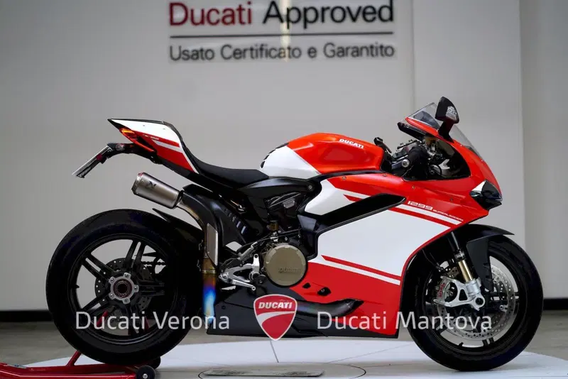 Ducati Superleggera 1299 (2017)