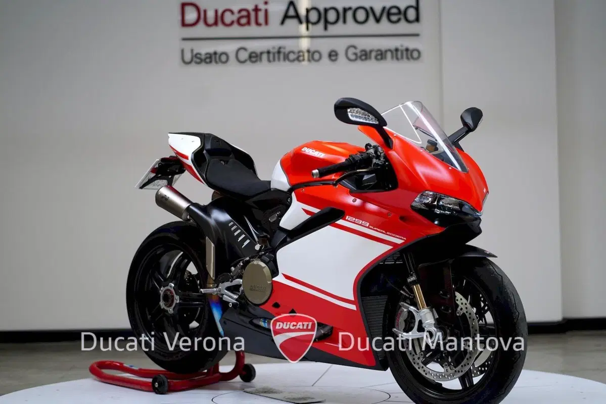 Ducati Superleggera 1299 (2017) (2)