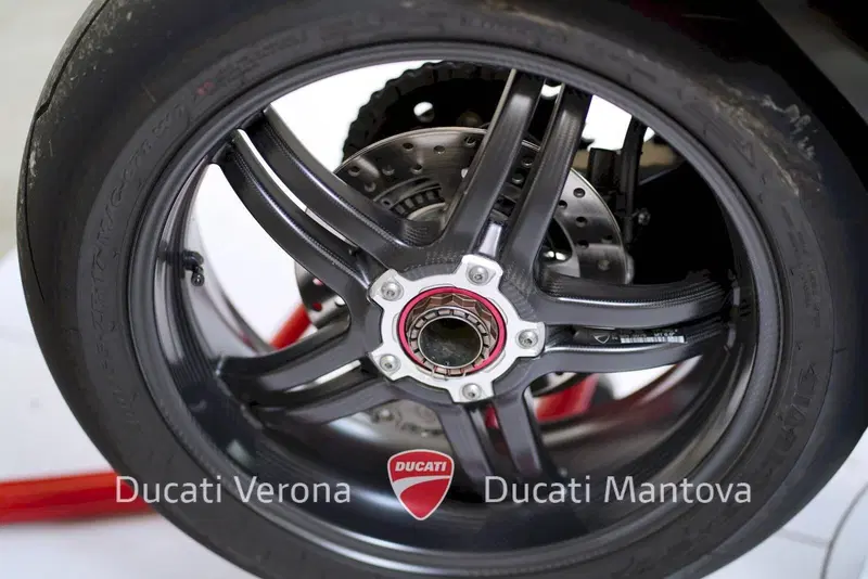 Ducati Superleggera 1299 (2017) (11)