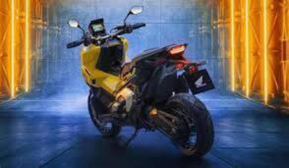 Honda X-ADV 750 (2025) (5)