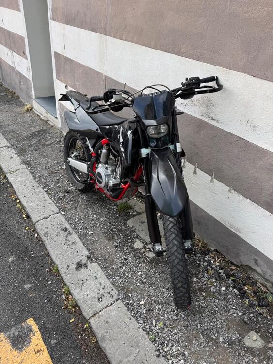 Swm RS 300 R (2017 - 20) (2)