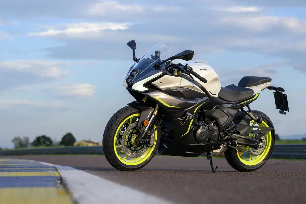 Benelli Tornado 550 2025: test in pista, pro e contro [VIDEO E GALLERY]