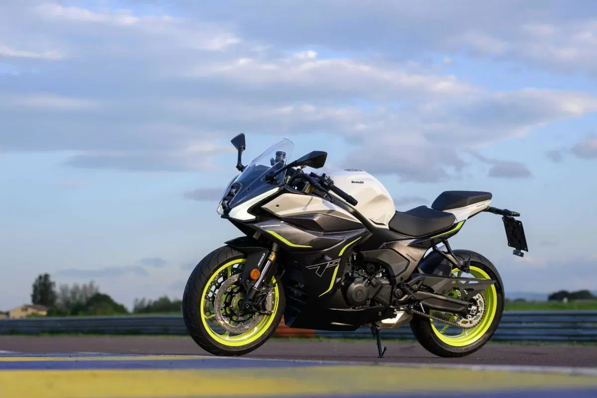 Benelli Tornado 550 2025: test in pista, pro e contro [VIDEO E GALLERY] (2)