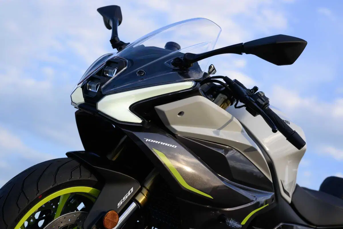 Benelli Tornado 550 2025: test in pista, pro e contro [VIDEO E GALLERY] (5)