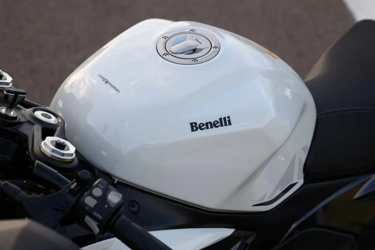 Benelli Tornado 550 2025: test in pista, pro e contro [VIDEO E GALLERY] (25)