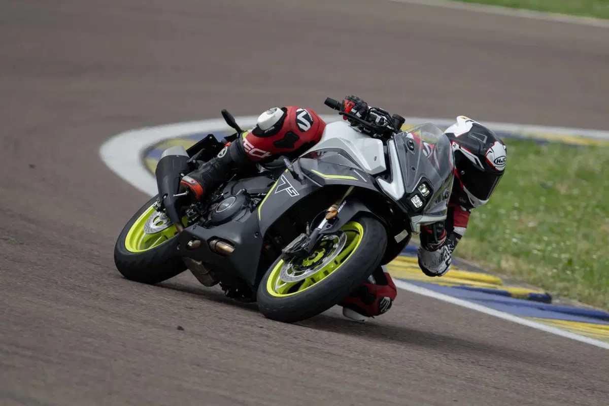 Benelli Tornado 550 2025: test in pista, pro e contro [VIDEO E GALLERY] (70)