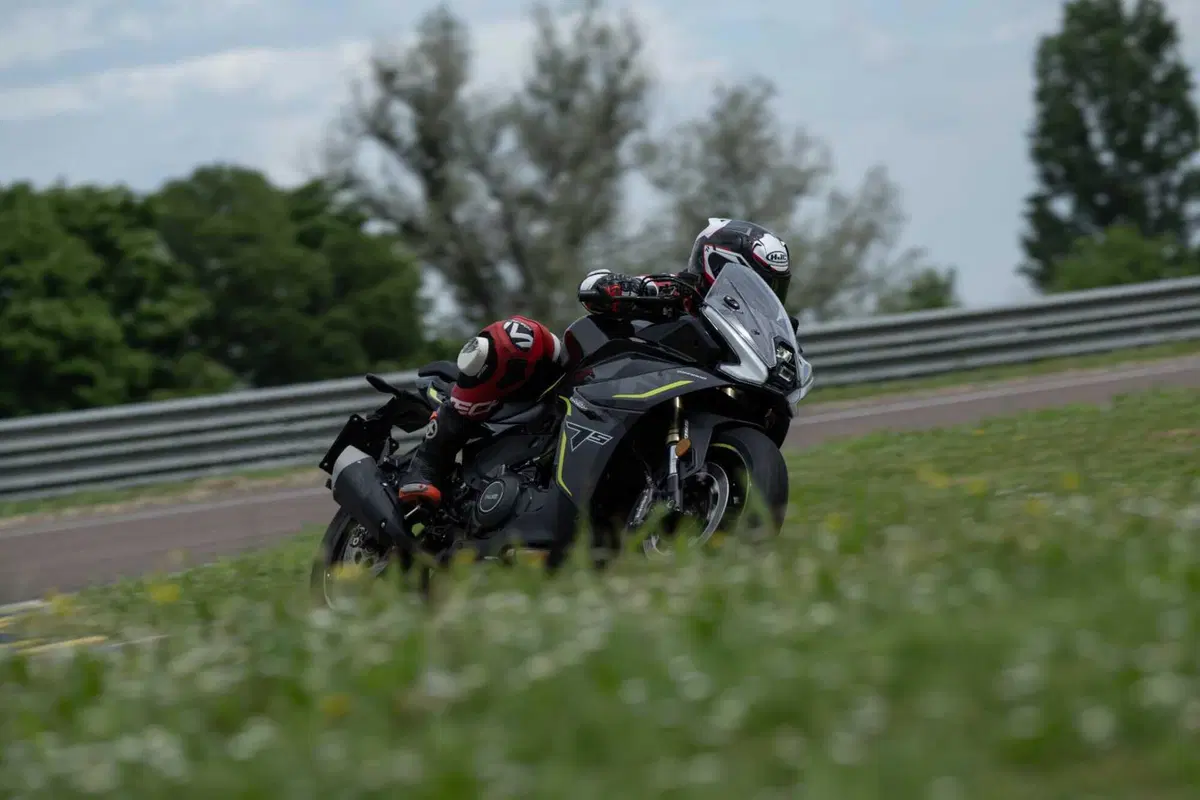 Benelli Tornado 550 2025: test in pista, pro e contro [VIDEO E GALLERY] (84)