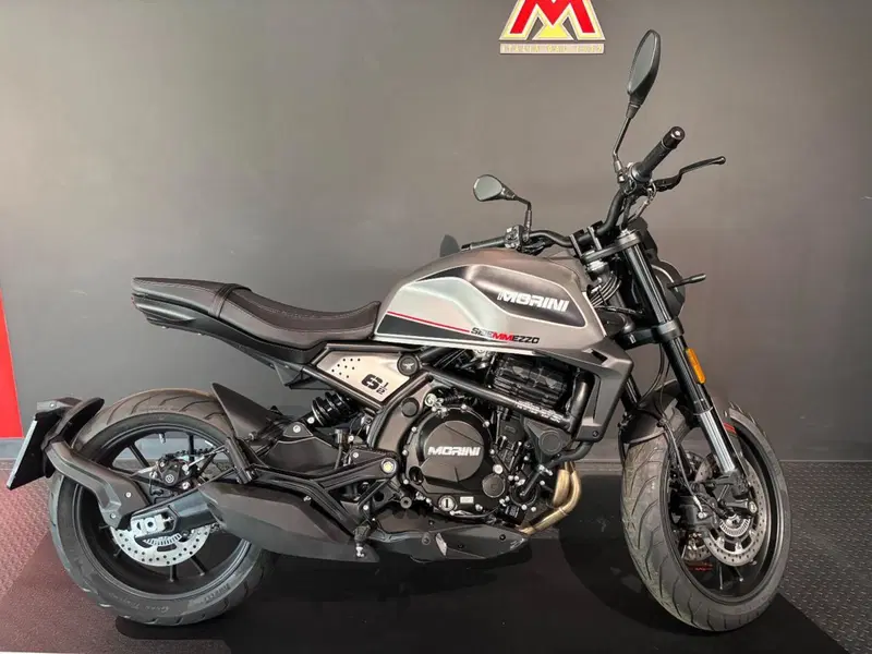 Moto Morini SEIEMMEZZO STR (2022 - 26) (4)