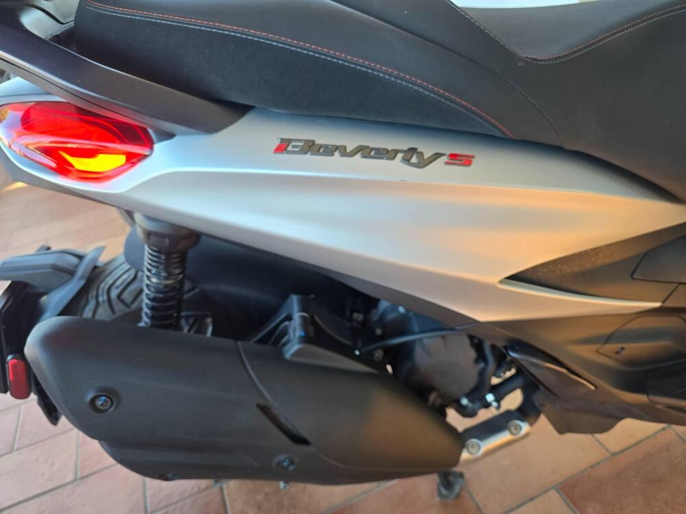 Piaggio Beverly 400 S ABS-ASR (2021 - 24) (4)