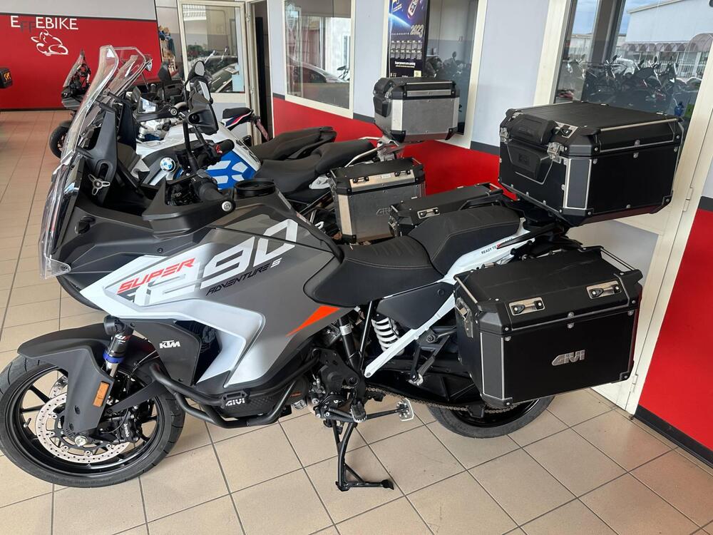 KTM 1290 Super Adventure S (2022 - 25) (2)