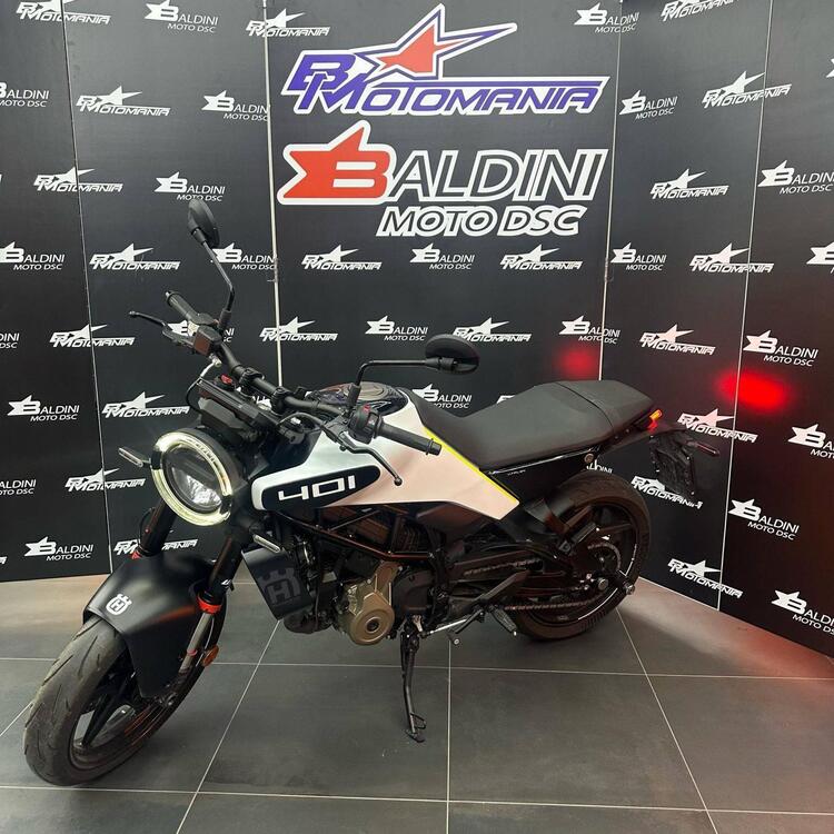 Husqvarna Svartpilen 401 (2024 - 25)