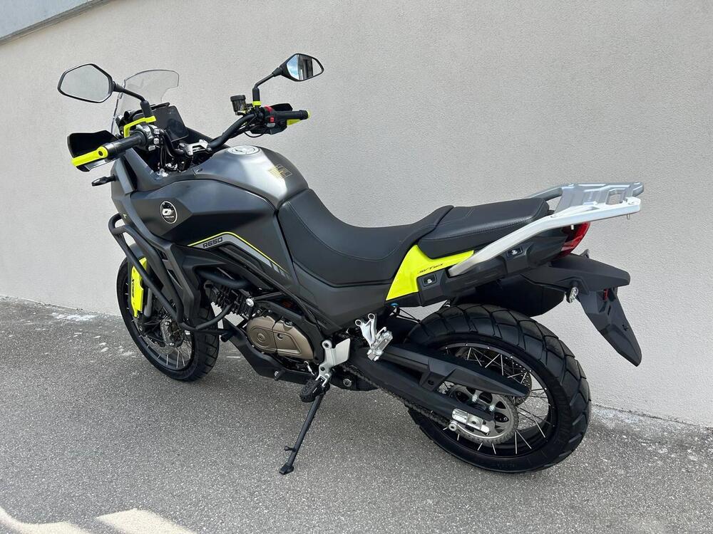 QJ Motor SVT 650 X (2024) (5)