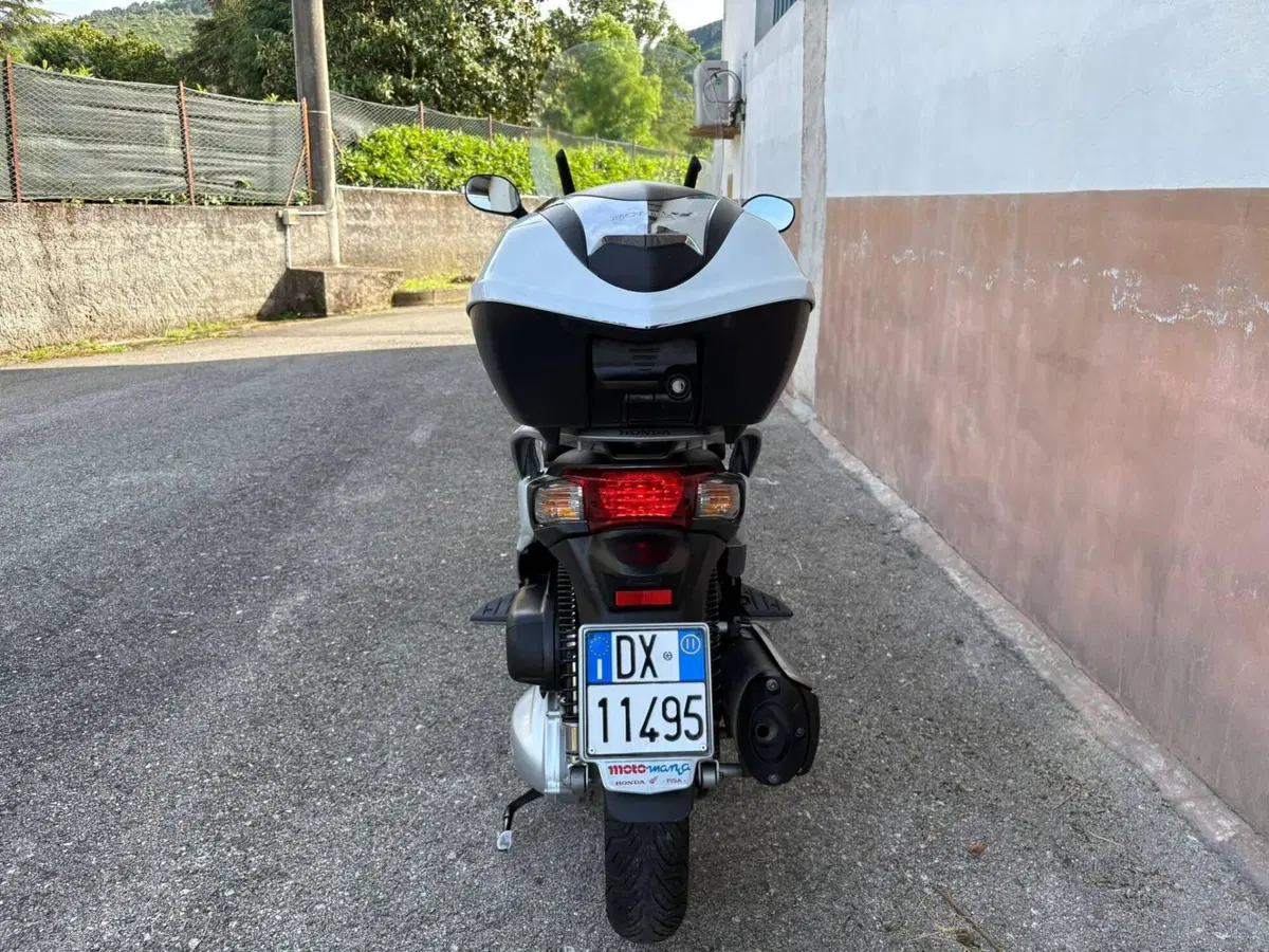 Honda SH 300 i (2011 - 14) (4)