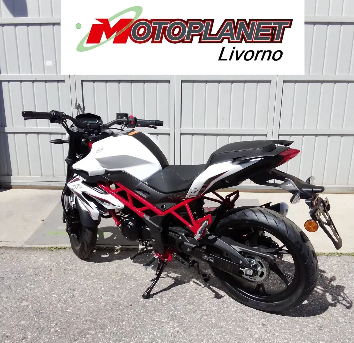 Benelli BN 125 (2021 - 25) (5)