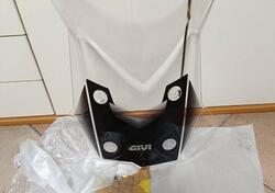 Vendo cupolino givi