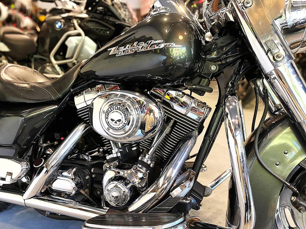 Harley-Davidson 1450 Road King Custom (2002 - 04) - FLHRSI (2)