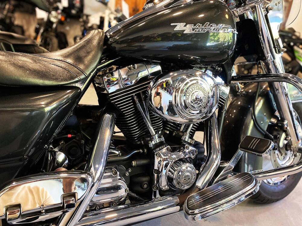 Harley-Davidson 1450 Road King Custom (2002 - 04) - FLHRSI (3)