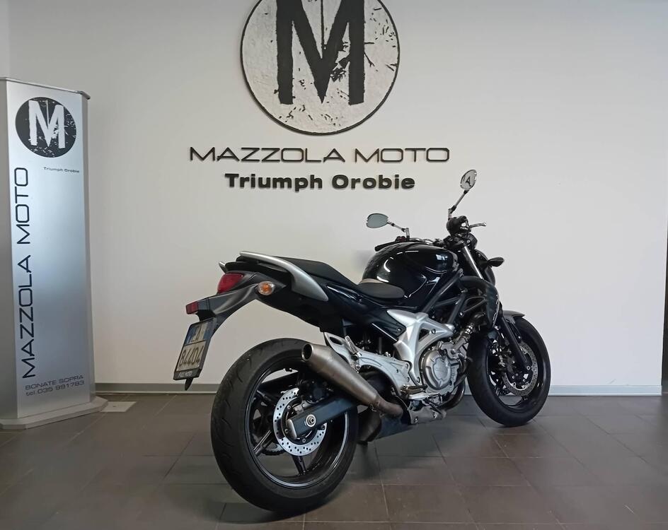 Suzuki Gladius 650 SFV (2009 - 15) (2)