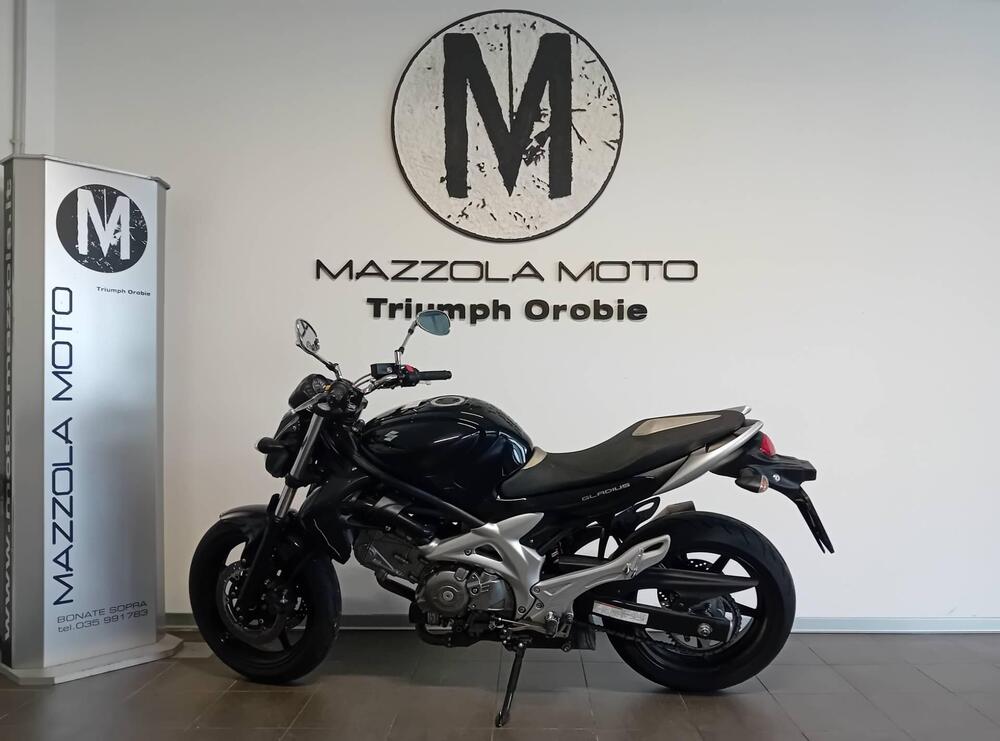 Suzuki Gladius 650 SFV (2009 - 15) (3)