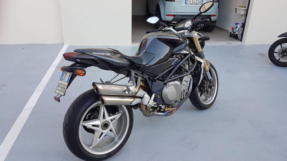 MV Agusta Brutale 910 S (2005 - 11) (3)