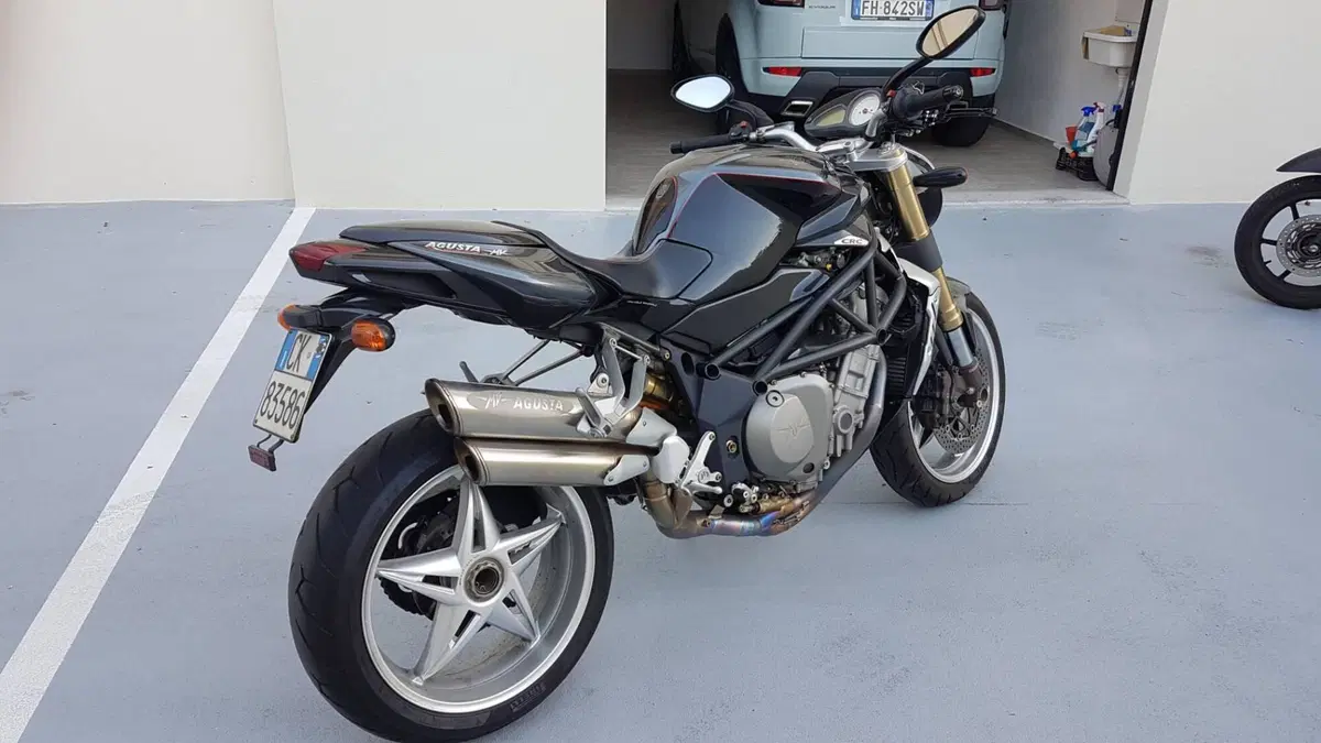 MV Agusta Brutale 910 S (2005 - 11) (3)