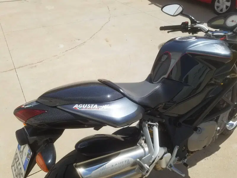 MV Agusta Brutale 910 S (2005 - 11) (5)