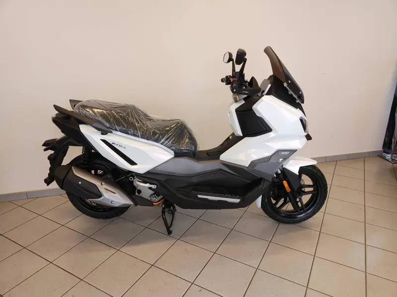 Sym ADX 300 (2024 - 26) (7)