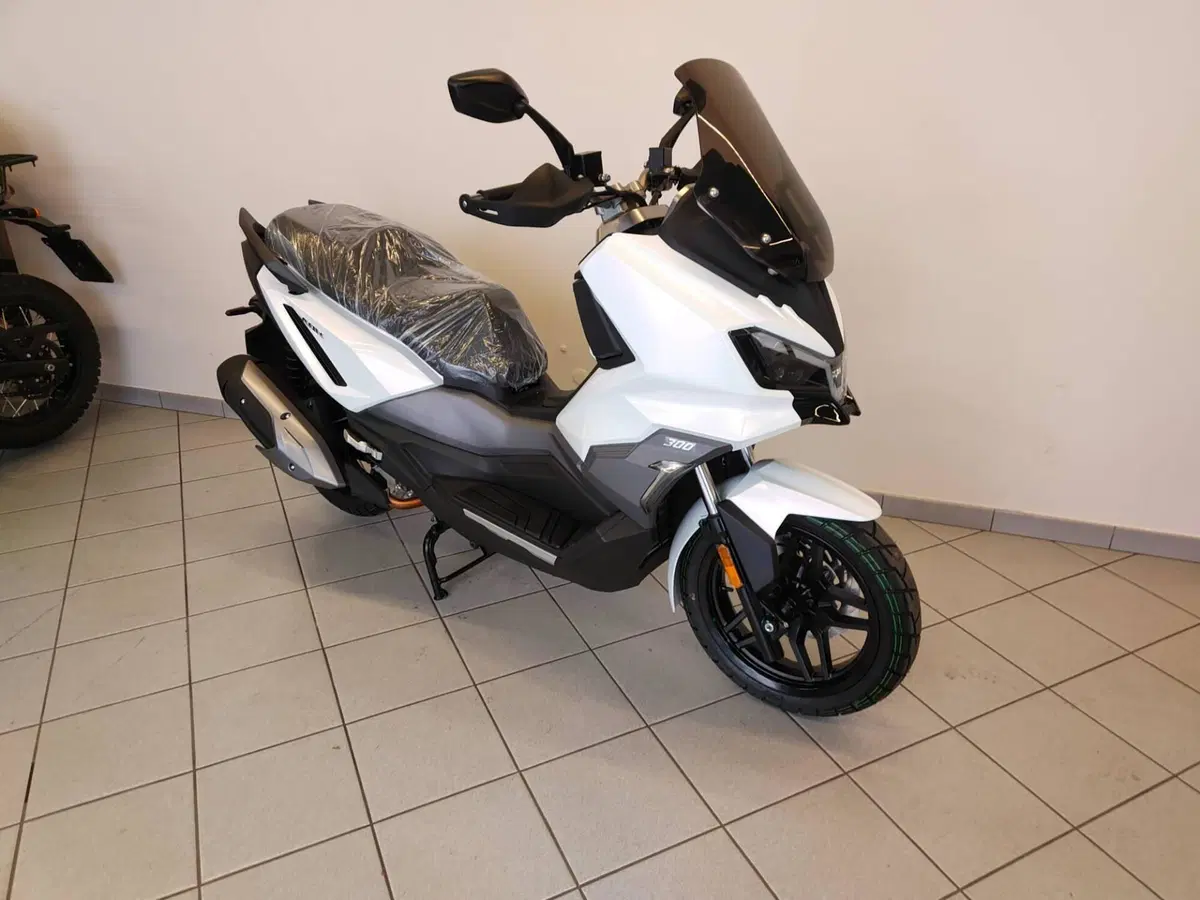 Sym ADX 300 (2024 - 26) (9)