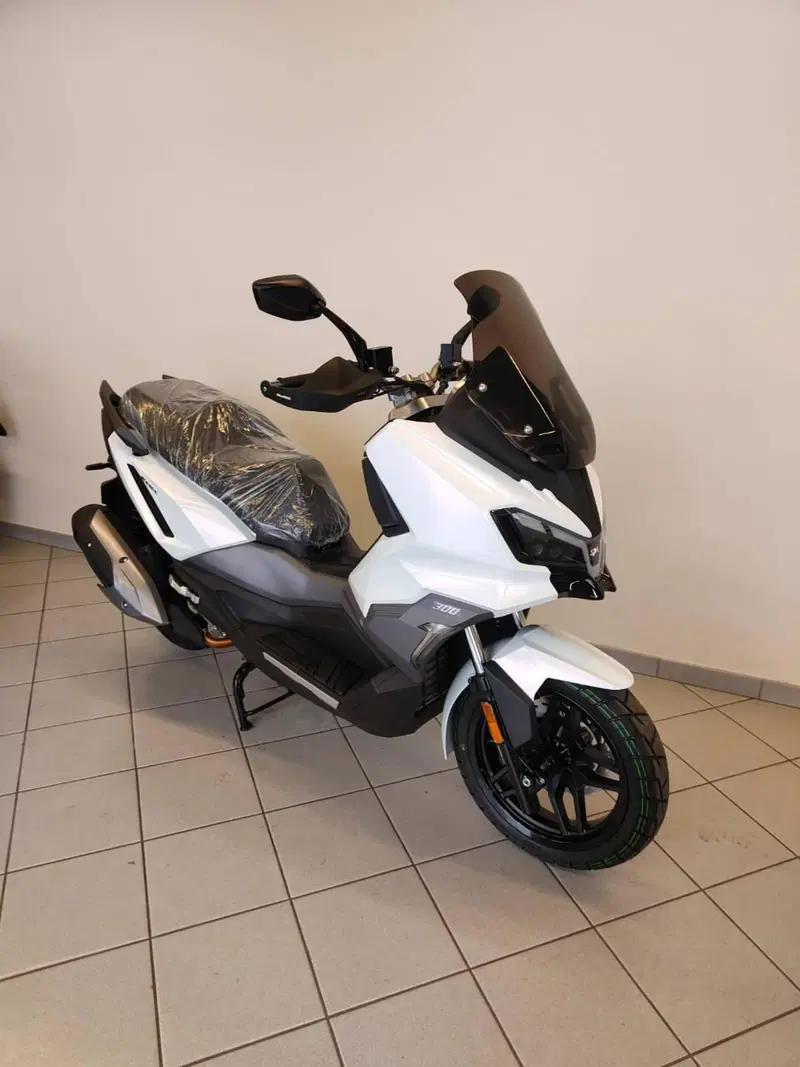 Sym ADX 300 (2024 - 26) (10)