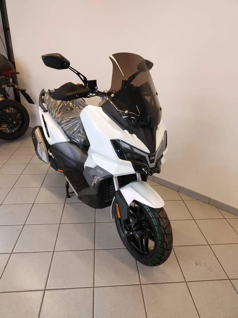 Sym ADX 300 (2024 - 26) (11)