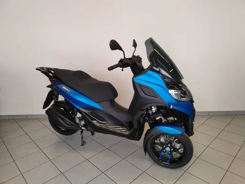 Piaggio MP3 310 Sport (2025 - 26) (2)
