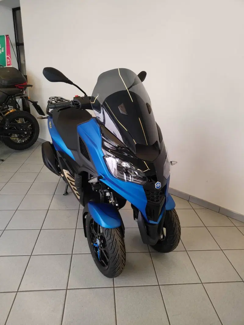 Piaggio MP3 310 Sport (2025 - 26) (5)