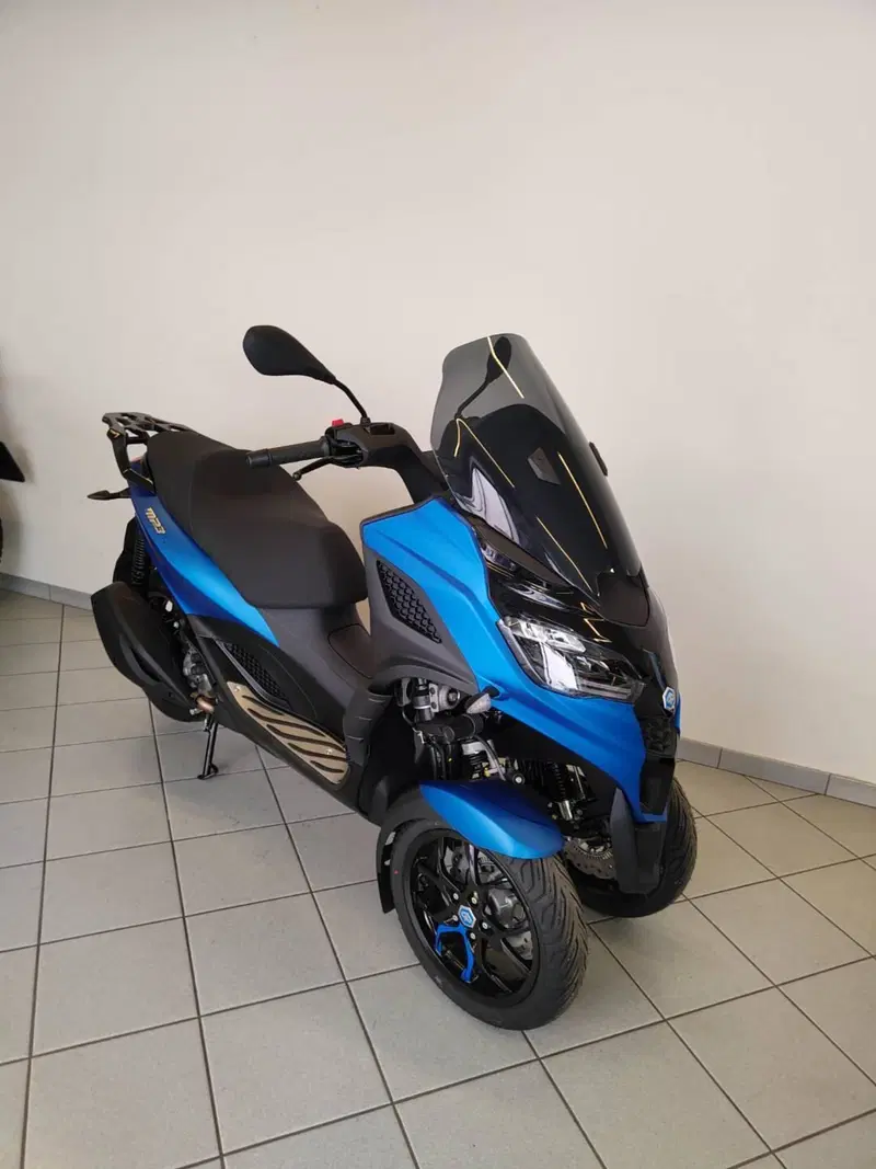 Piaggio MP3 310 Sport (2025 - 26) (12)