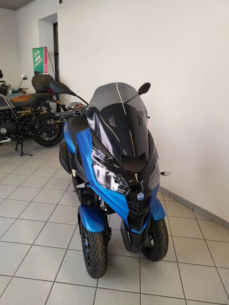 Piaggio MP3 310 Sport (2025 - 26) (14)