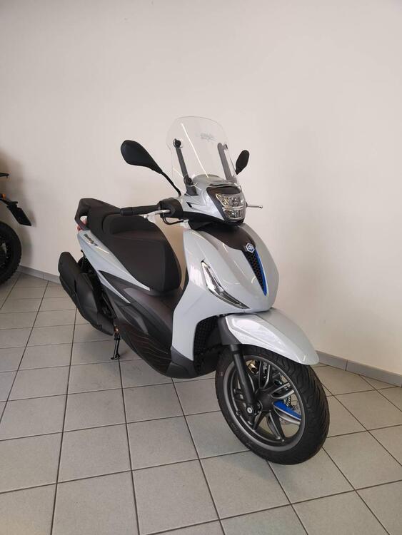 Piaggio Beverly 400 S (2025)