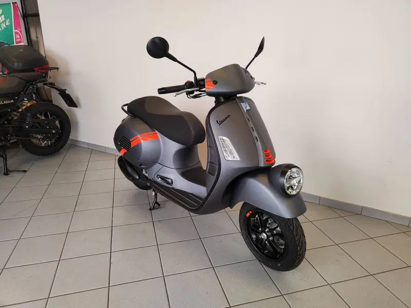 Vespa GTV 310 (2025 - 26) (3)