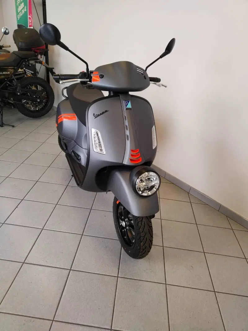 Vespa GTV 310 (2025 - 26) (14)
