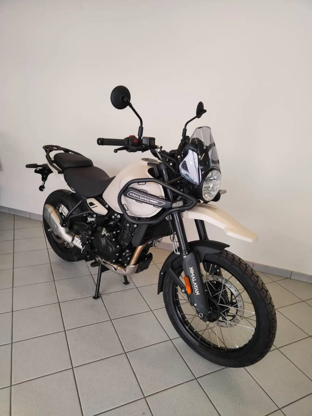 Royal Enfield Himalayan 450 (2024 - 26) (2)