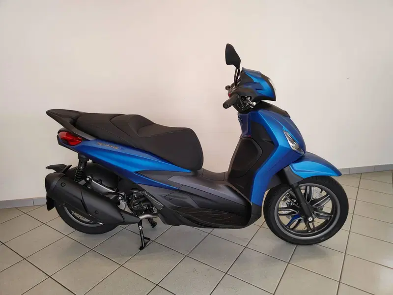 Piaggio Beverly 310 S (2025 - 26) (2)