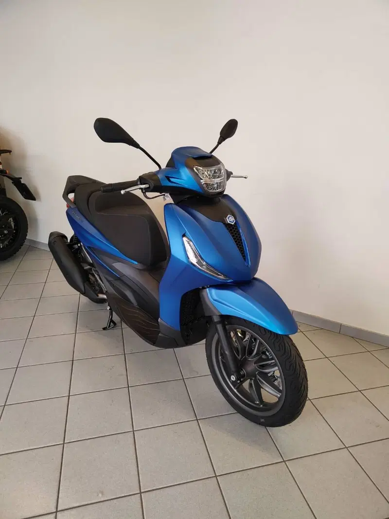 Piaggio Beverly 310 S (2025 - 26) (4)