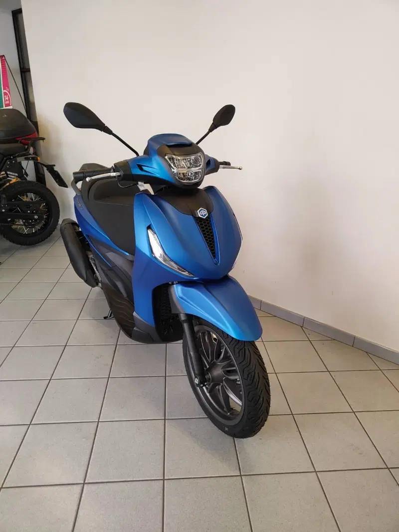 Piaggio Beverly 310 S (2025 - 26) (5)