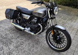 Moto Guzzi V9 Roamer (2021 - 24) usata