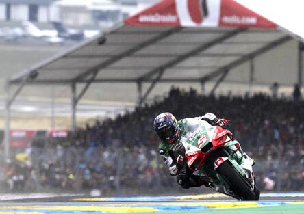 Gara pazza a Le Mans, vince Zarco! Secondo Marquez, ultimo Bagnaia [RISULTATI e VIDEO]